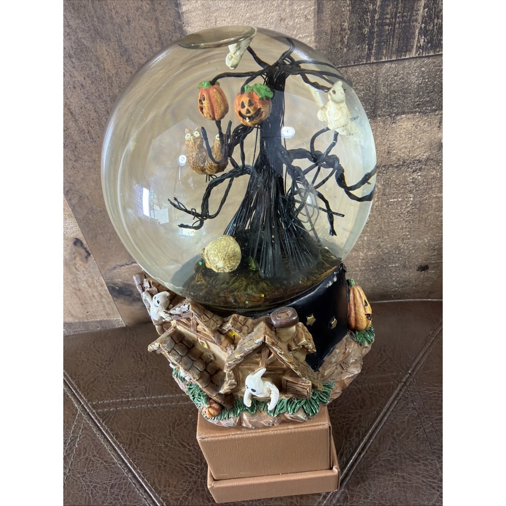 Vintage Halloween Musical Water Snow Globe Ding Dong Witch is Dead Skull Ghosts - Picture 10 of 16